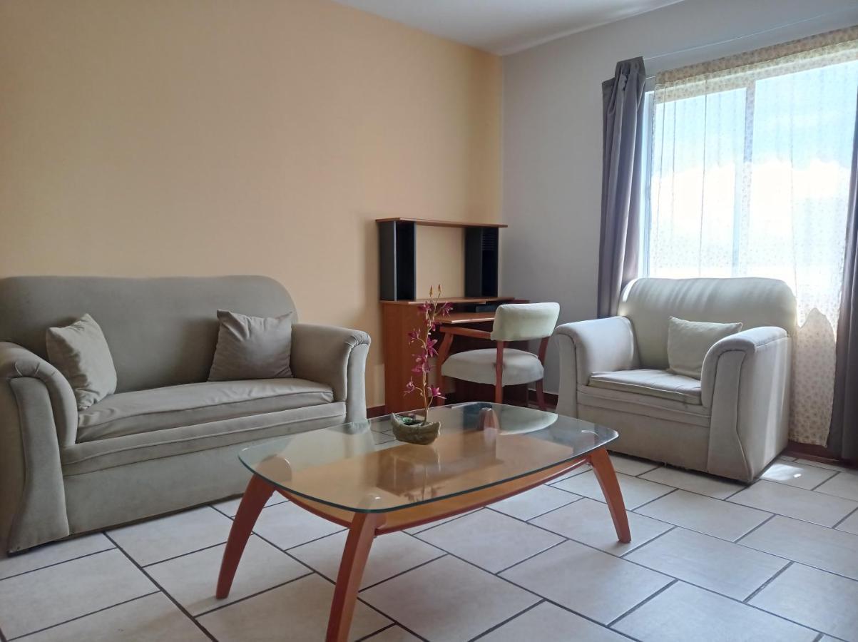 Confort Ejecutivo Suites Lindavista Guadalupe  Экстерьер фото