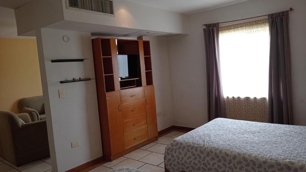 Confort Ejecutivo Suites Lindavista Guadalupe  Экстерьер фото