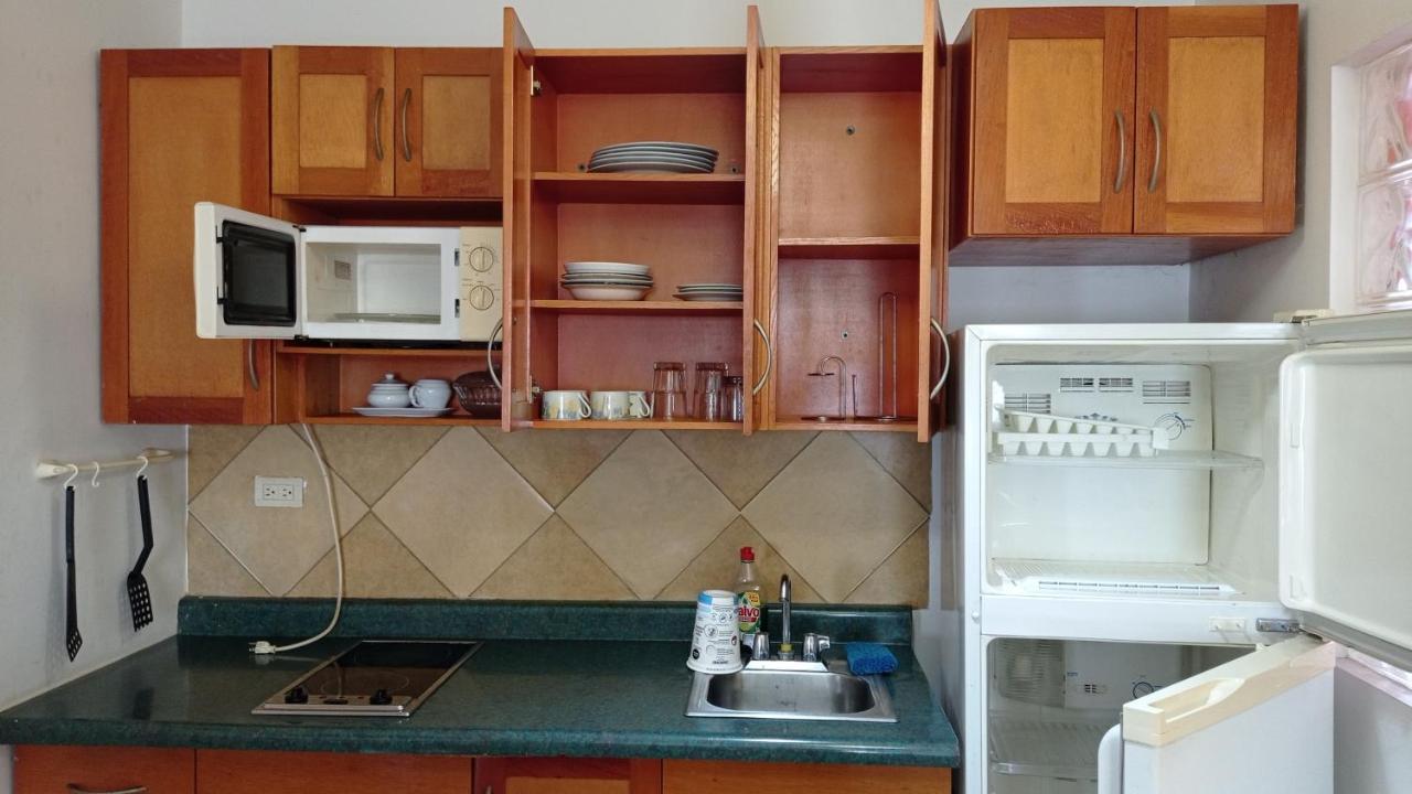 Confort Ejecutivo Suites Lindavista Guadalupe  Экстерьер фото