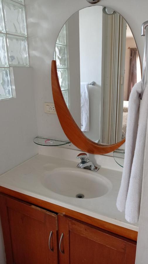 Confort Ejecutivo Suites Lindavista Guadalupe  Экстерьер фото