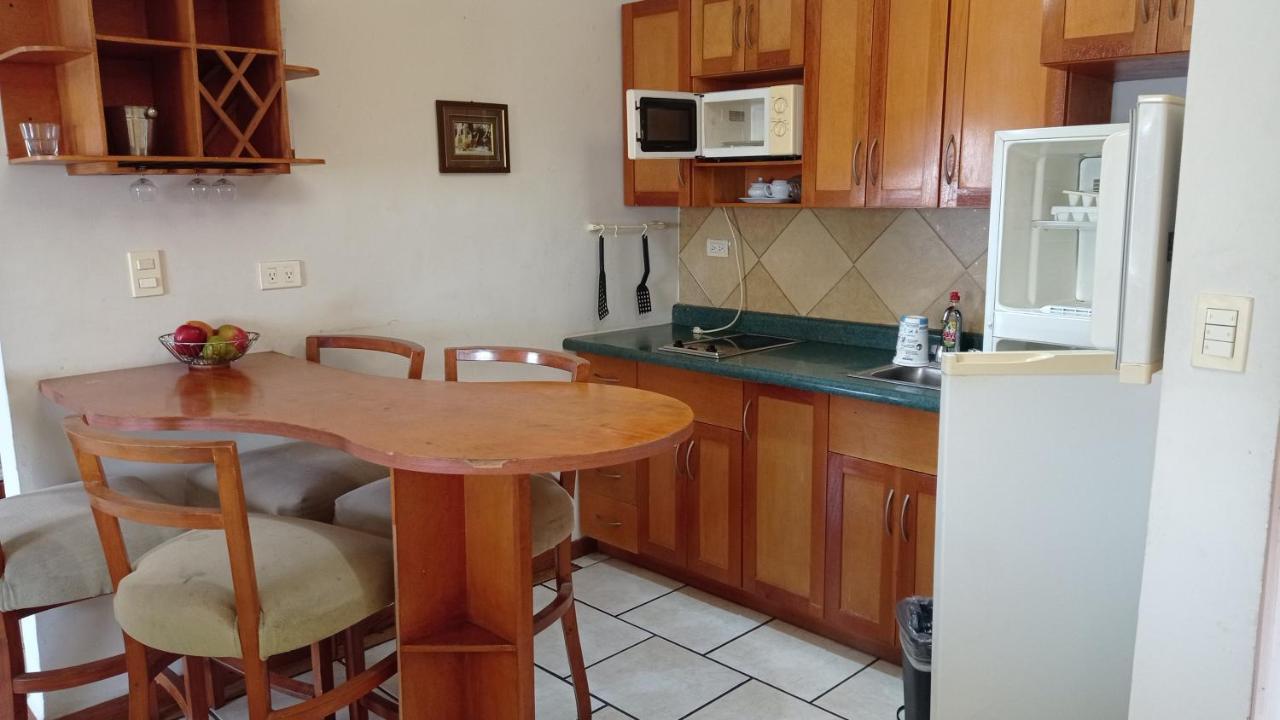 Confort Ejecutivo Suites Lindavista Guadalupe  Экстерьер фото