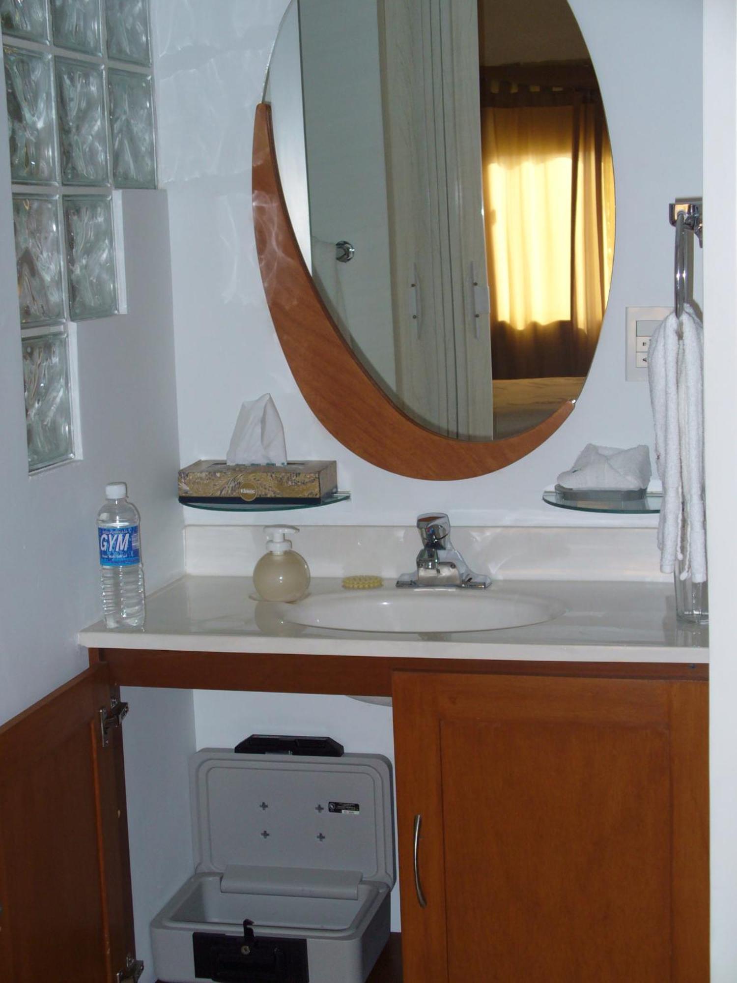 Confort Ejecutivo Suites Lindavista Guadalupe  Экстерьер фото